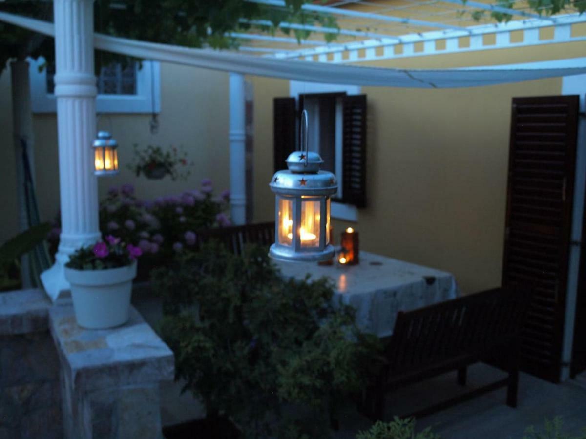 T&D Apartmani بولا المظهر الخارجي الصورة