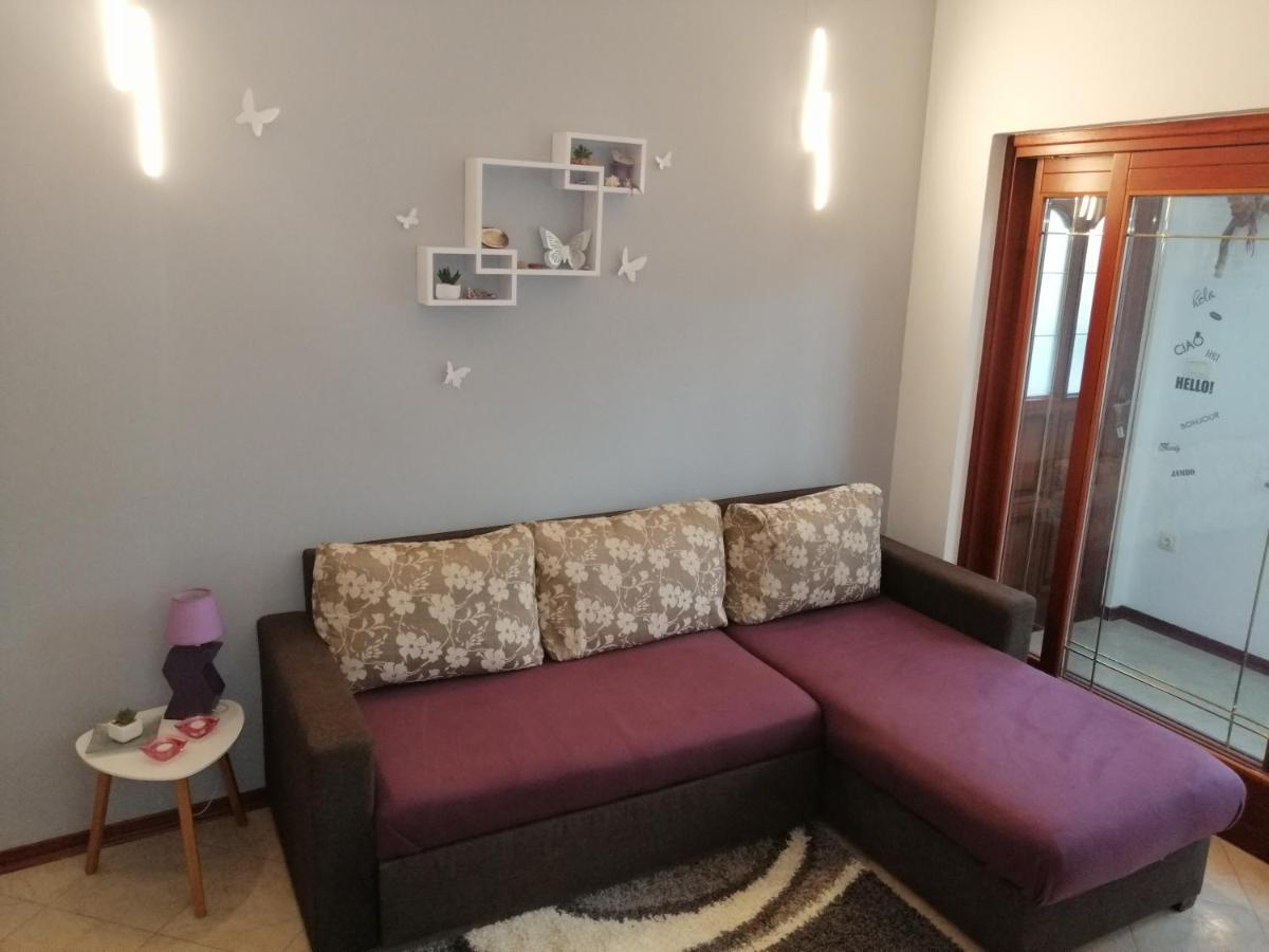 T&D Apartmani بولا المظهر الخارجي الصورة