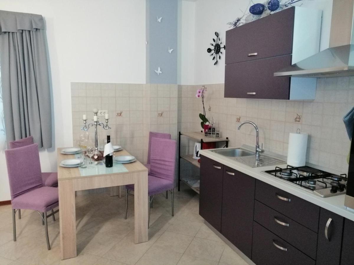 T&D Apartmani بولا المظهر الخارجي الصورة
