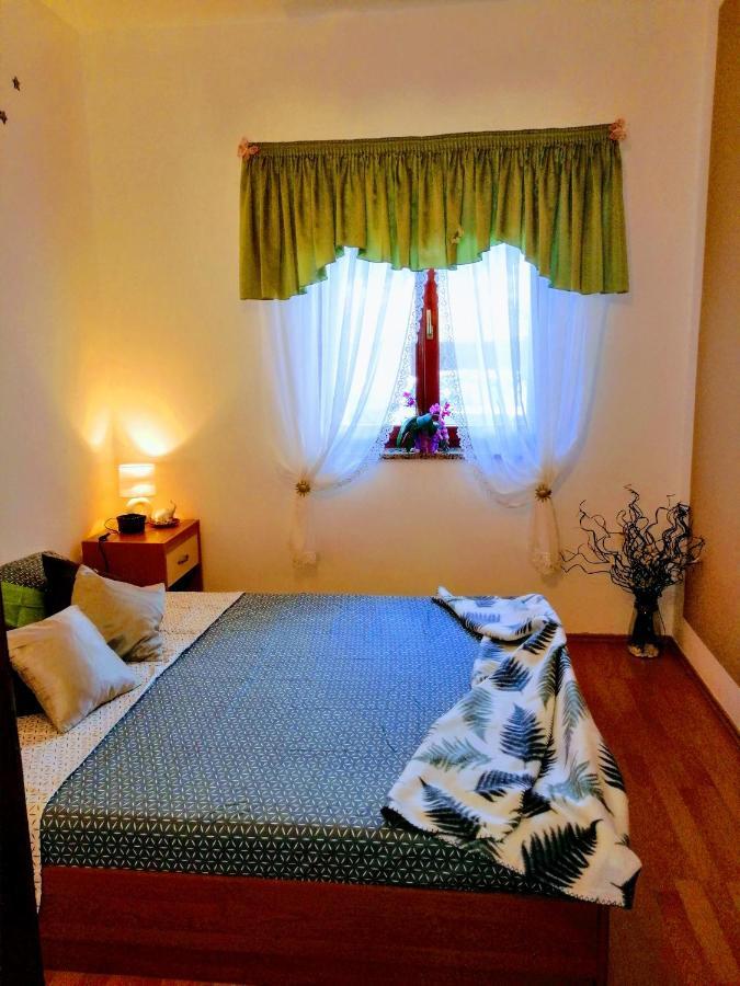 T&D Apartmani بولا المظهر الخارجي الصورة