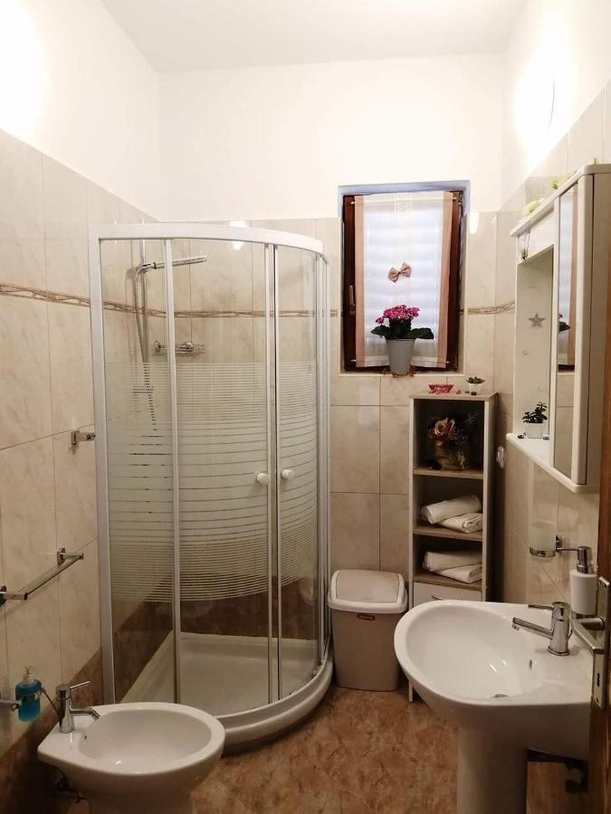 T&D Apartmani بولا المظهر الخارجي الصورة