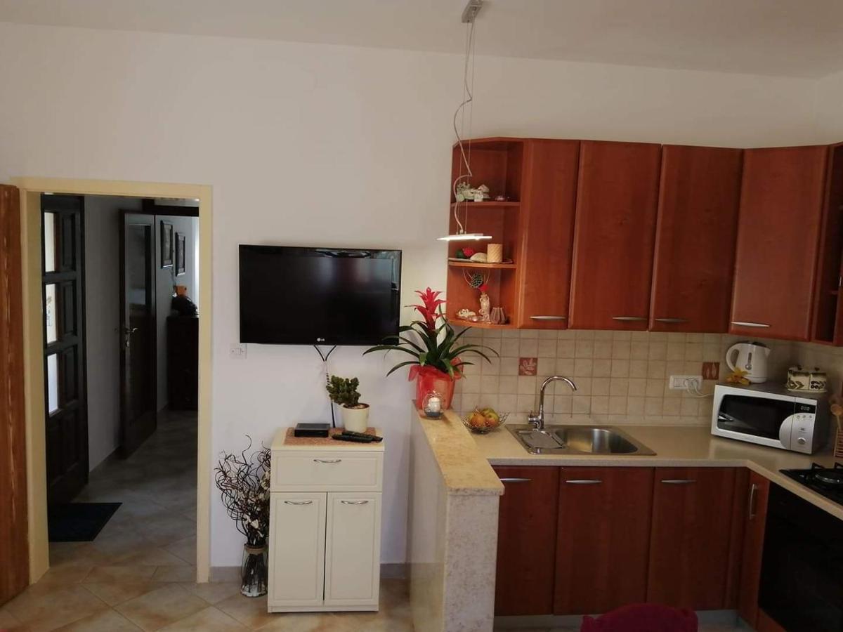 T&D Apartmani بولا المظهر الخارجي الصورة